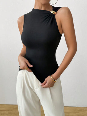 Blusa Regata Feminina com Detalhe Metálico