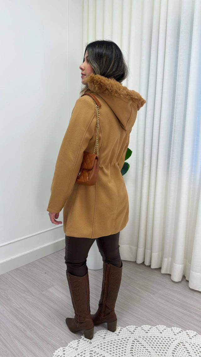 Parka de Lã Batida Suíça – Elegância e Conforto